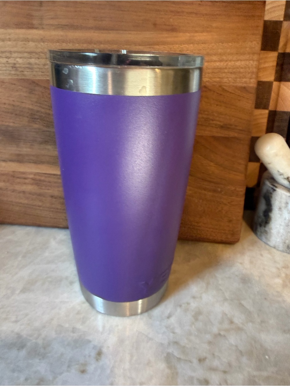 YETI Rambler 20 oz Tumbler in purple - Picture 4 of 10